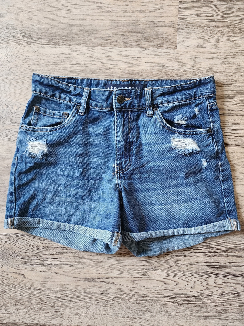Aeropostale High‑Rise Distressed Mom Denim Shorts Size 8 Cotton Summer Casual